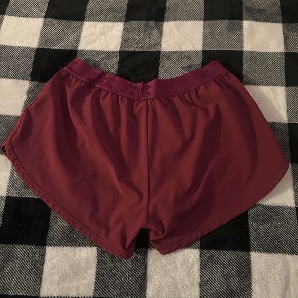 Shorts - Picture 2 of 3